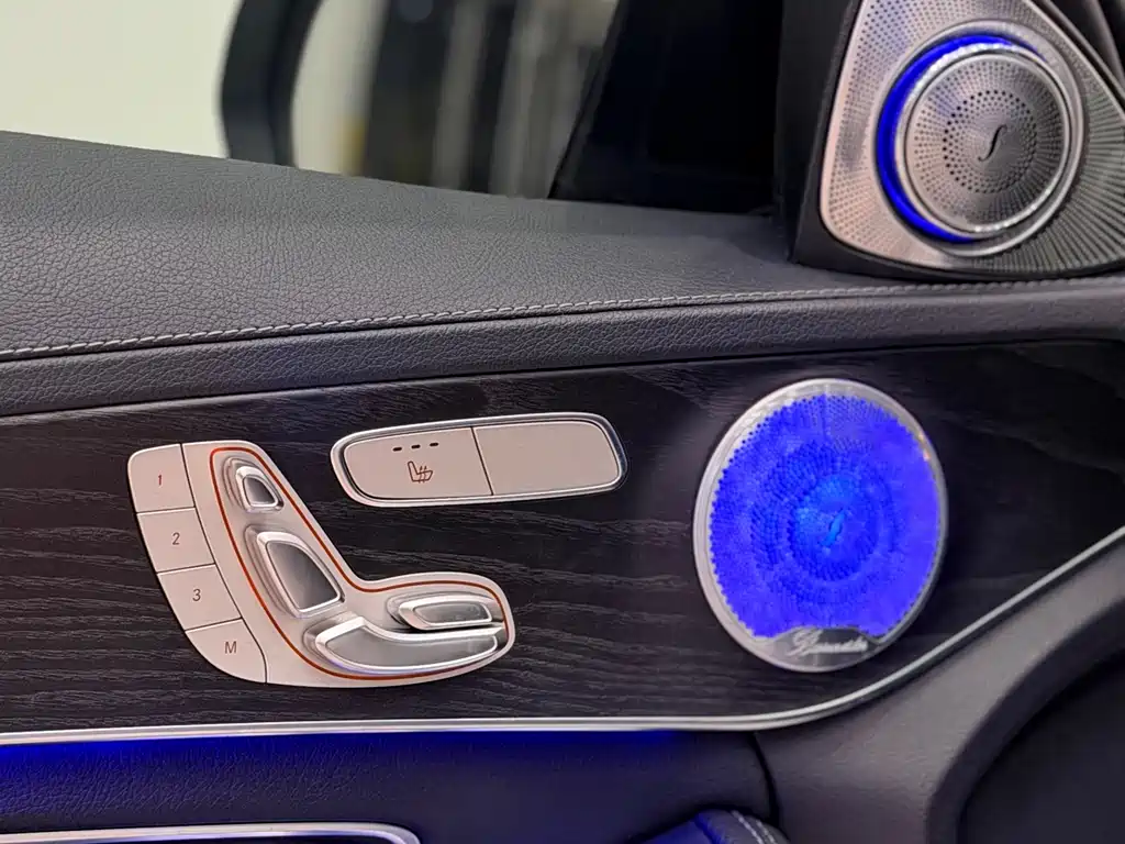 Mercedes-Benz C-Class 2022 — фото 8