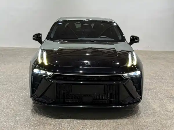 Lynk & Co 03 2023
