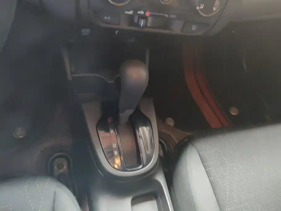 Honda Fit 2017 — фото 16