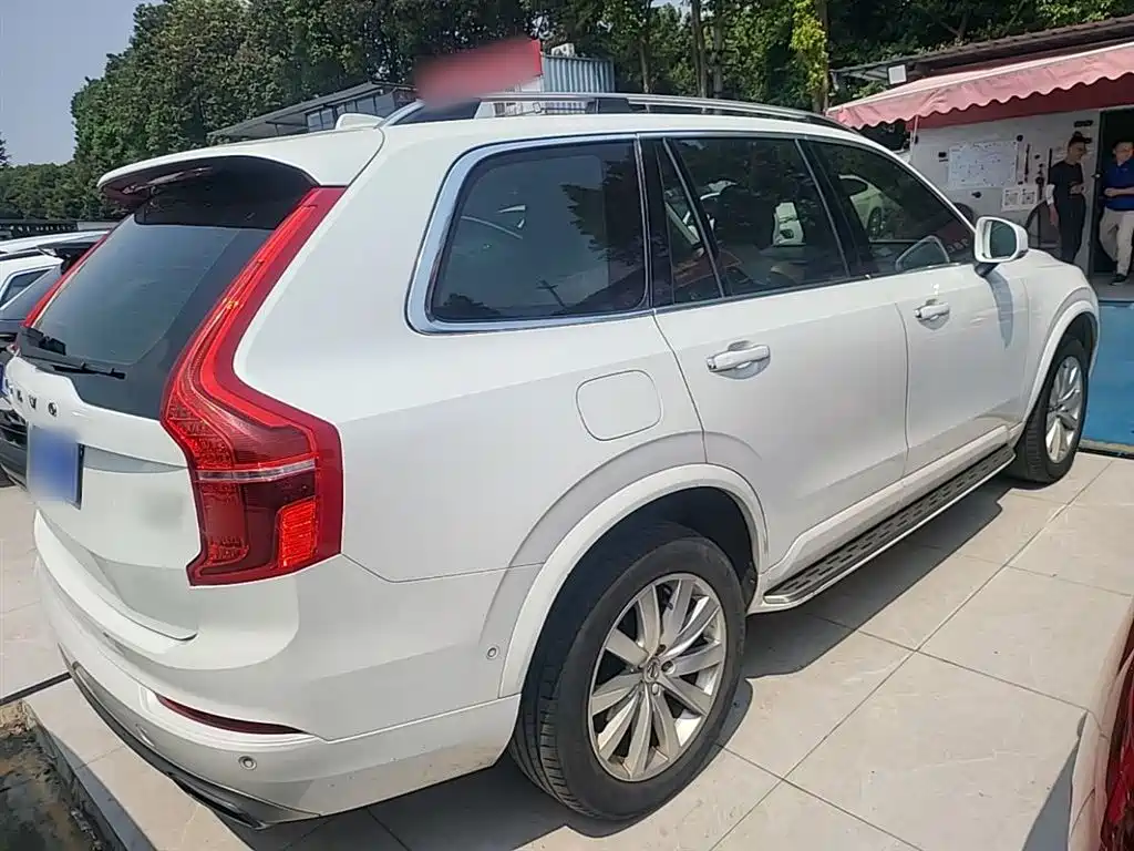 Volvo XC90 2016 — фото 7