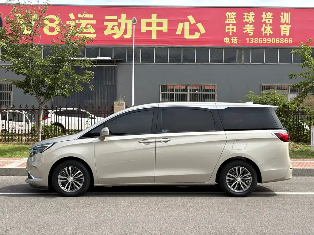 Buick GL8 2021