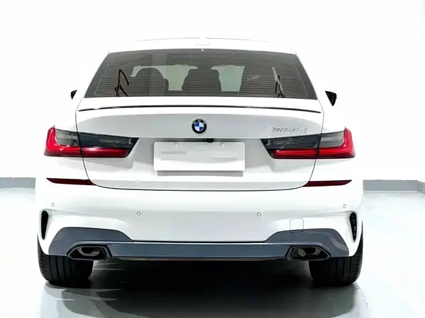 BMW 3 Series 2021
