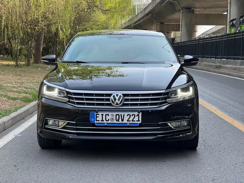 Volkswagen Passat 2018 — фото 6