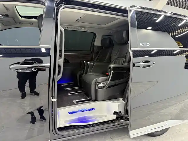 GAC Motor Trumpchi M8 2024 — фото 12