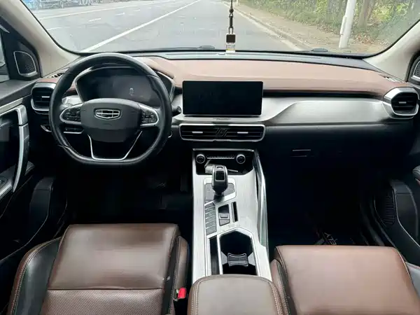Geely Binyue 2019
