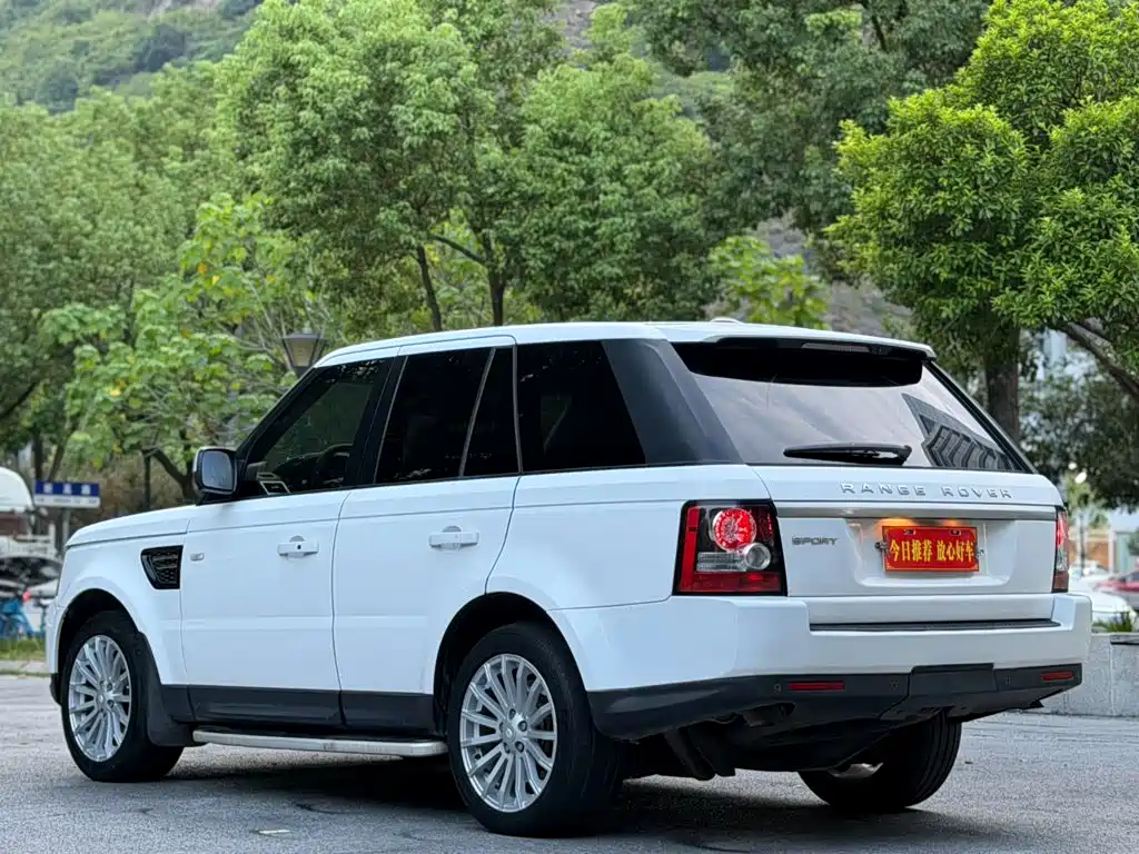 Land Rover Range Rover Sport 2012 — фото 4