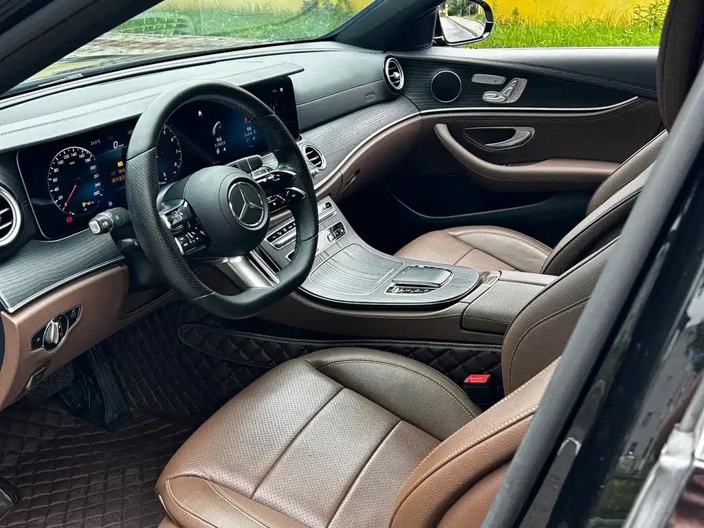 Mercedes-Benz E-Class 2021
