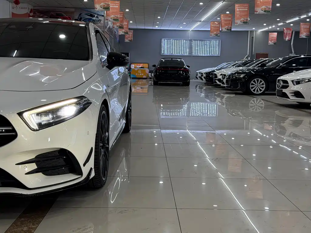 Mercedes-Benz A-Class AMG 2020 — фото 4