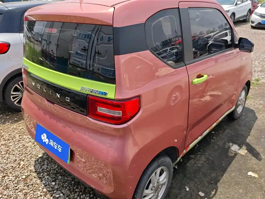 Wuling MINIEV 2020