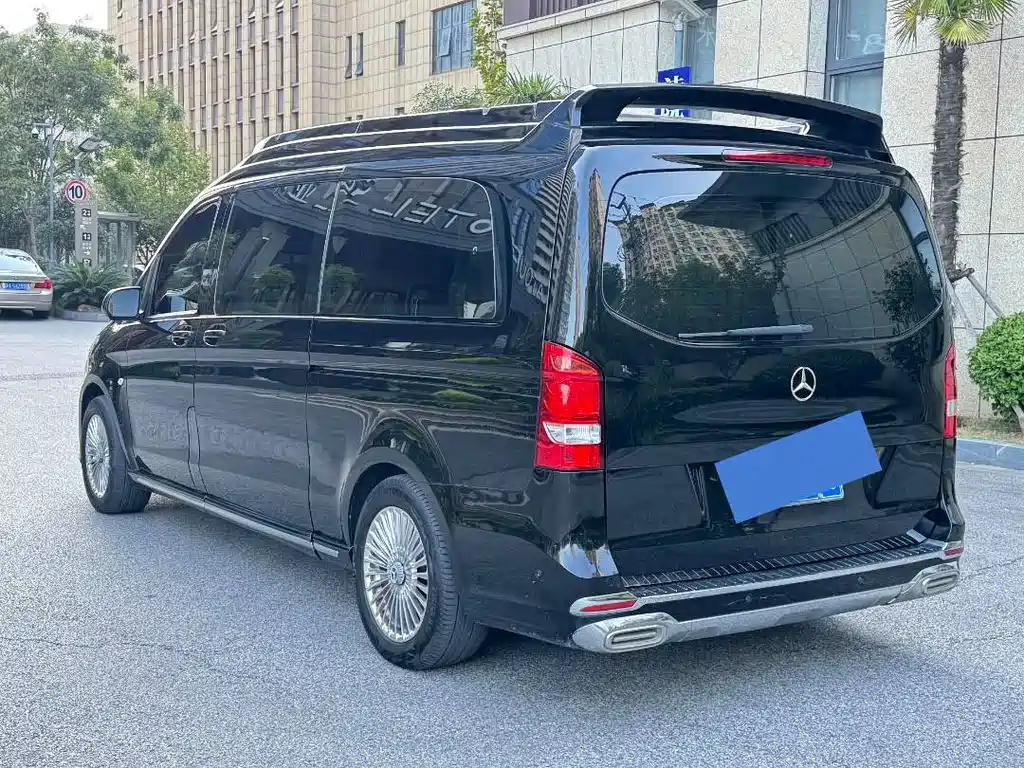 Mercedes-Benz Vito 2022 — фото 4