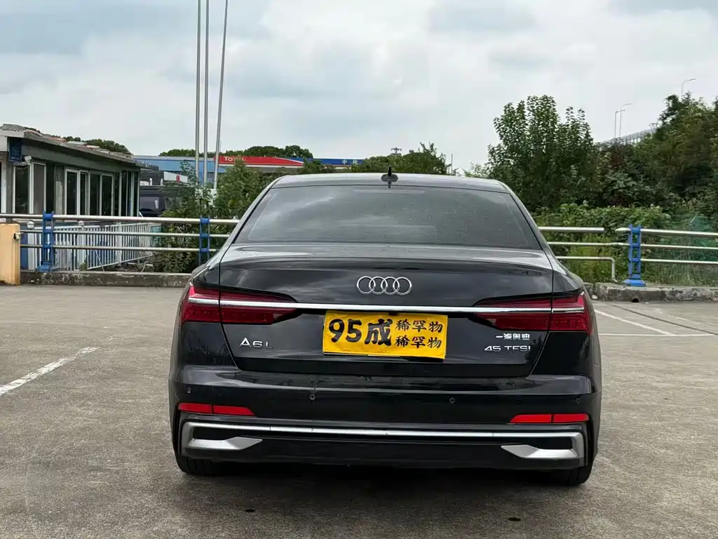 Audi A6L 2023 — фото 14