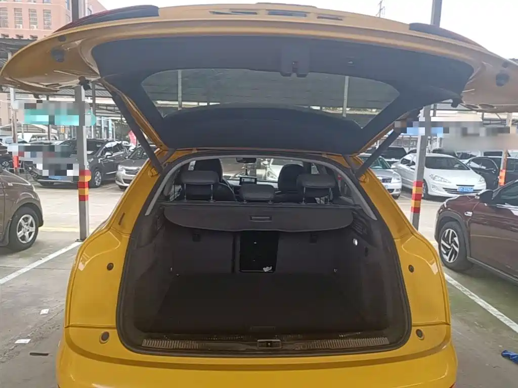 Audi Q3 2020 — фото 19
