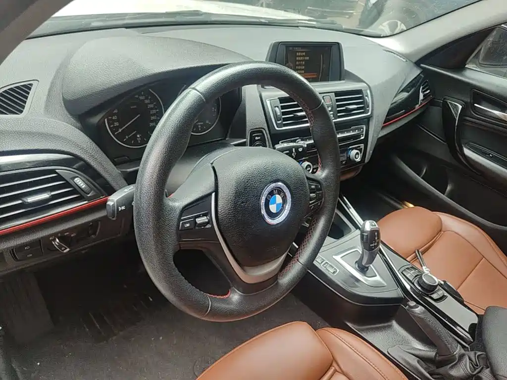 BMW 1 Series 2016 — фото 11