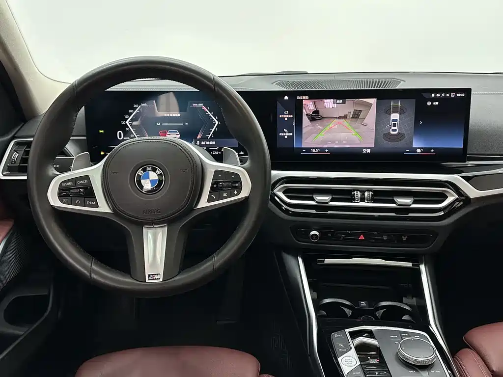 BMW 3 Series 2023 — фото 11