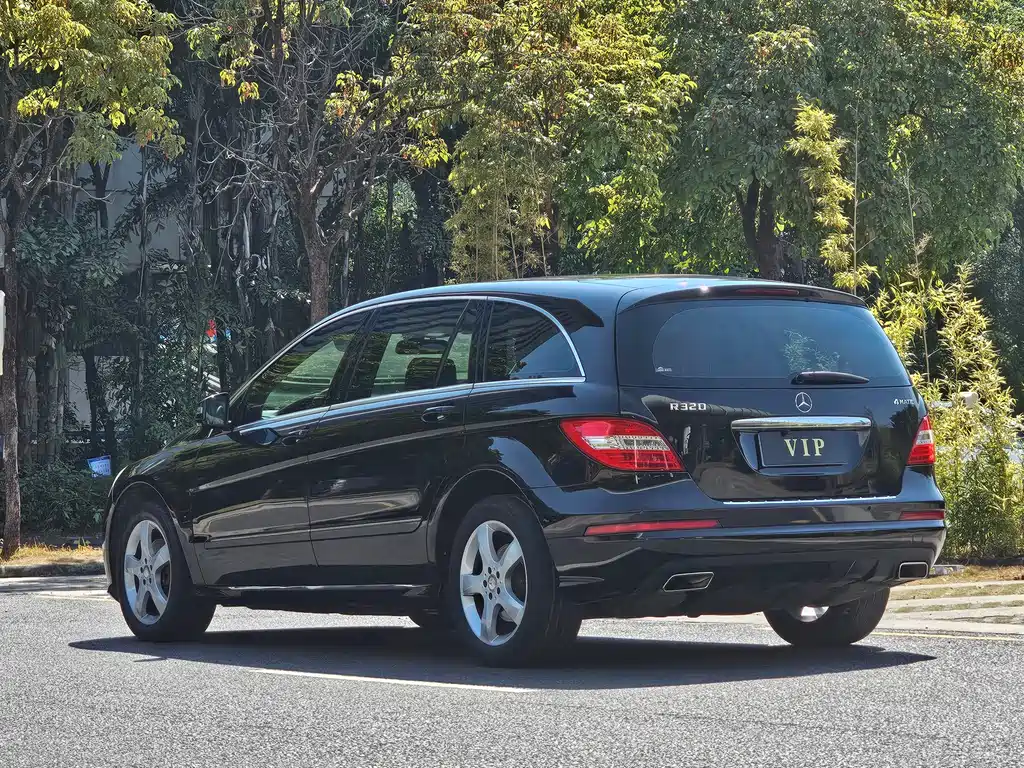 Mercedes-Benz R-Class 2015 — фото 10