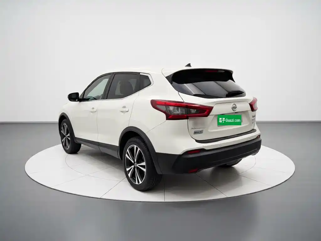 Nissan Qashqai 2021 — фото 4