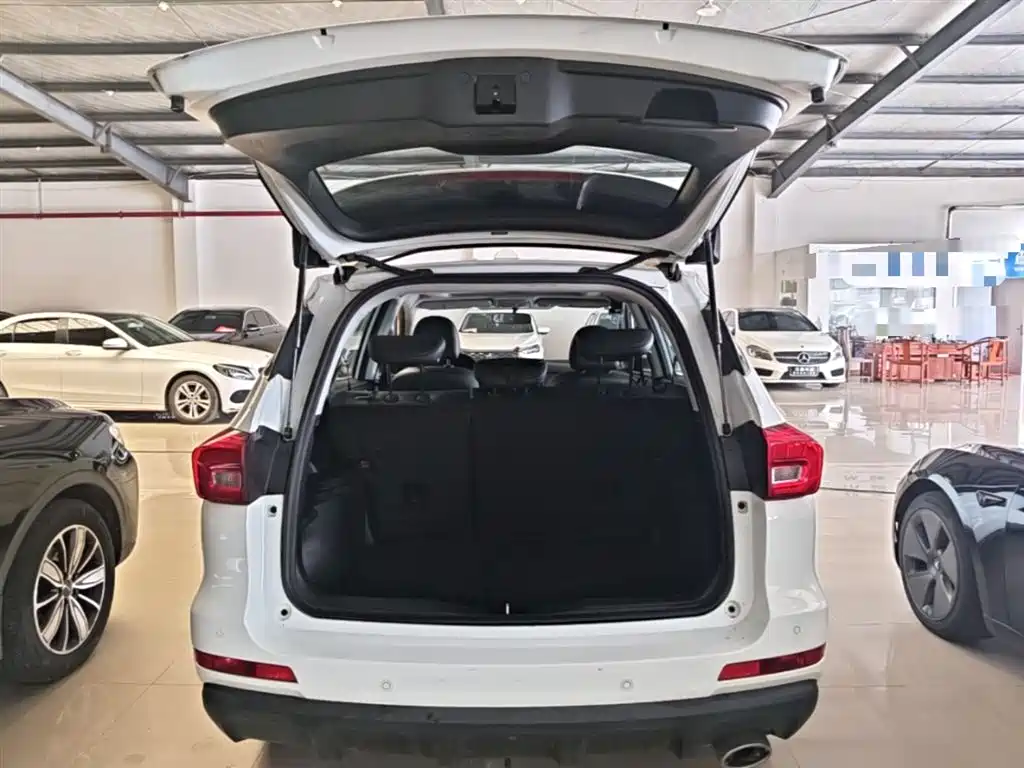 Haval M6 2019 — фото 19