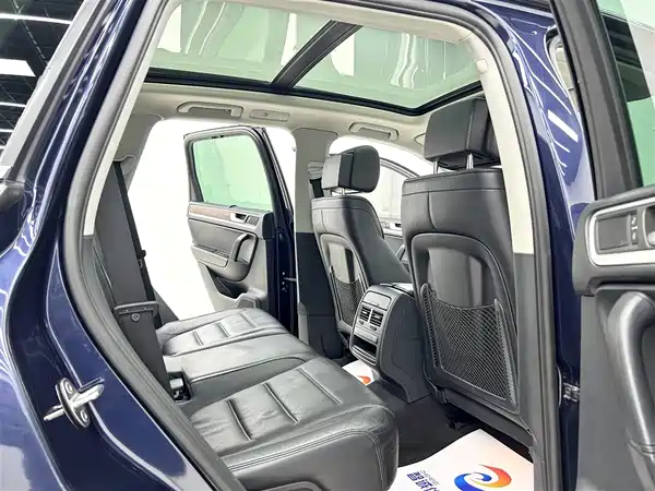 Volkswagen Touareg 2011