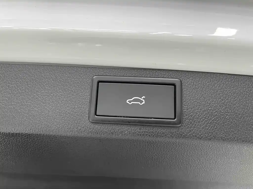 Skoda Karoq 2023 — фото 19