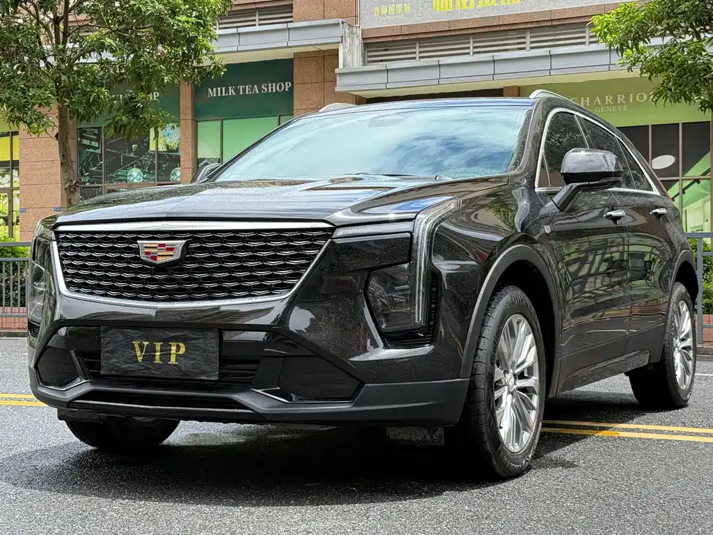 Cadillac XT4 2024 — фото 1