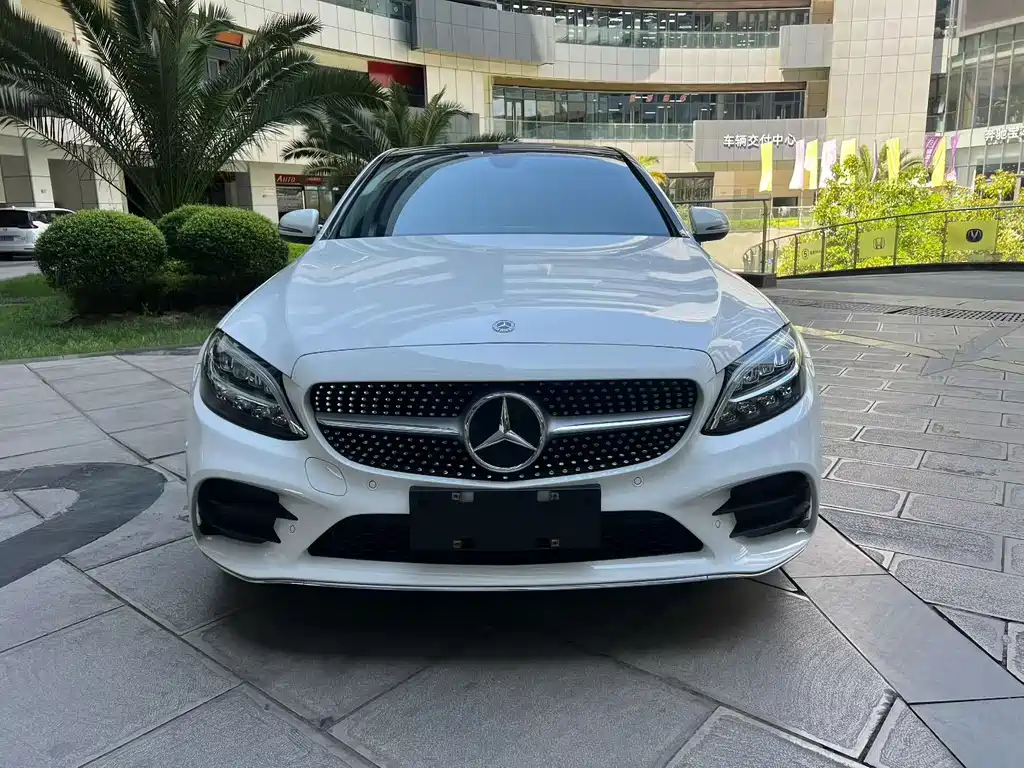 Mercedes-Benz C-Class 2021