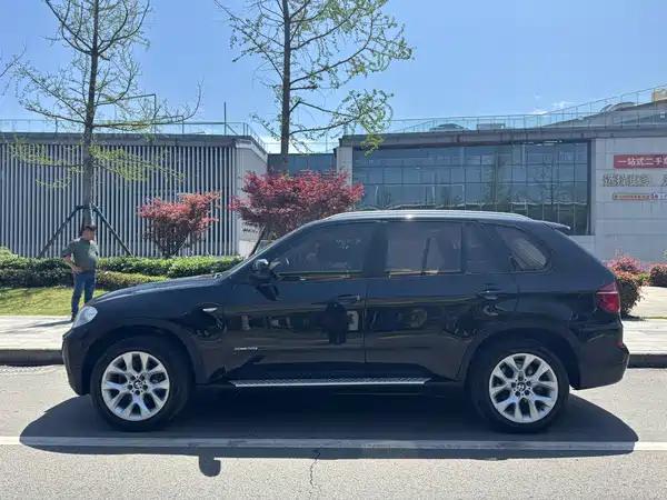 BMW X5 2011