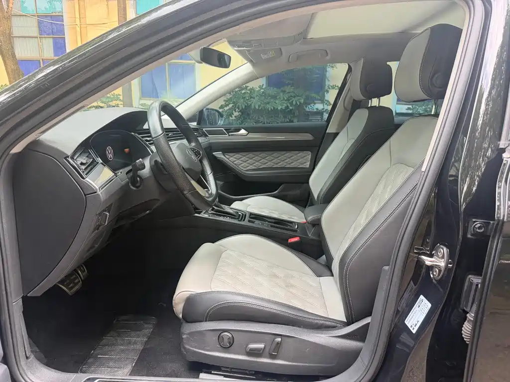Volkswagen Magotan 2024
