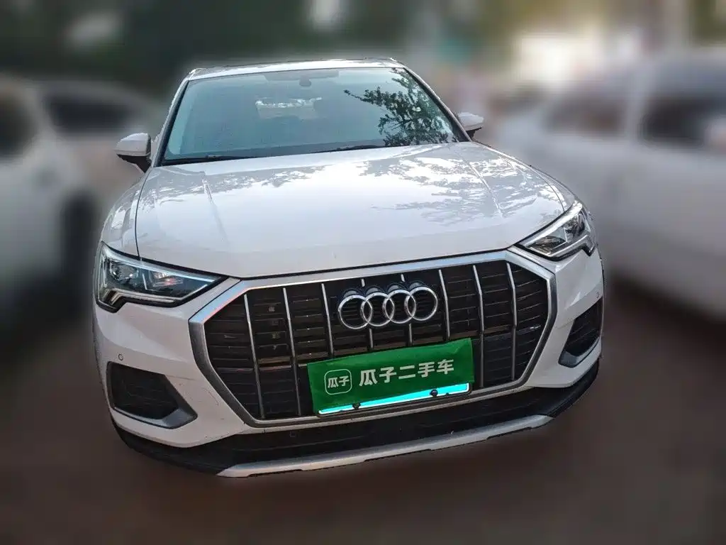 Audi Q3 2022 — фото 2