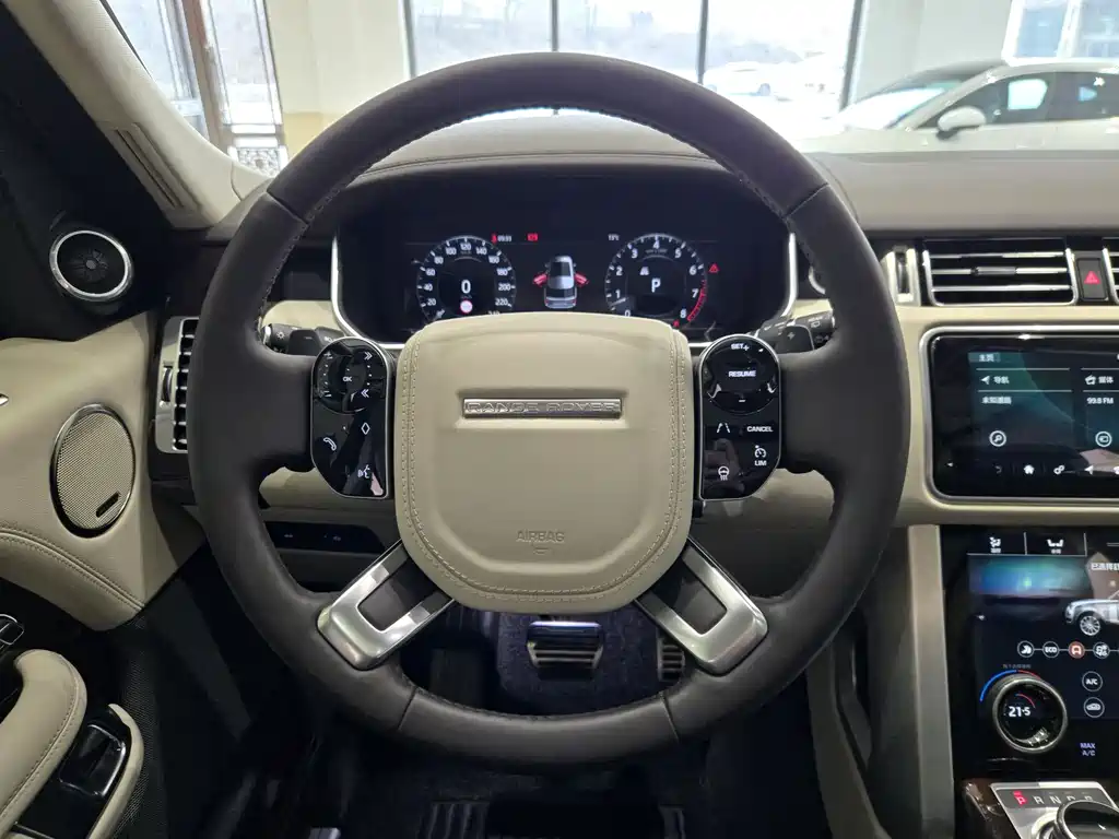Land Rover Range Rover 2021 — фото 19
