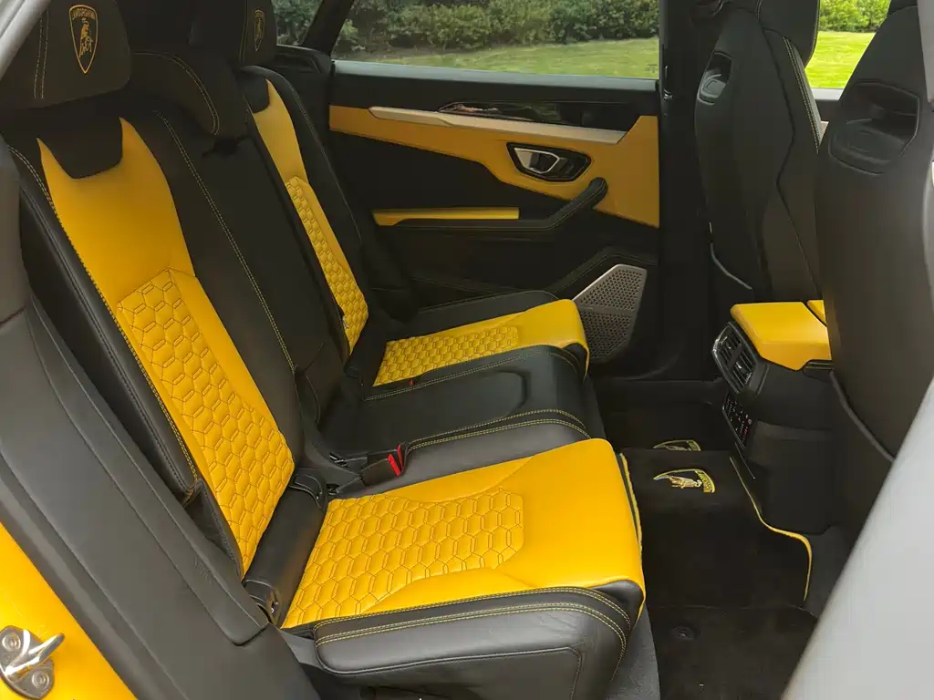 Lamborghini Urus 2019 — фото 15