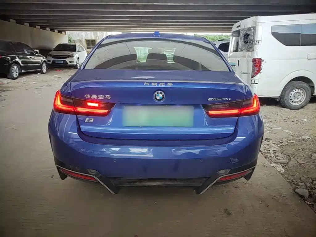 BMW i3 2023