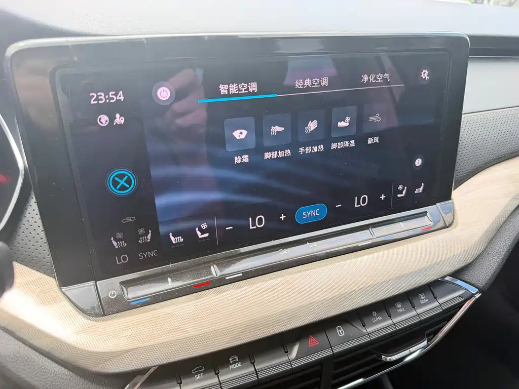 Skoda Octavia 2022 — фото 19