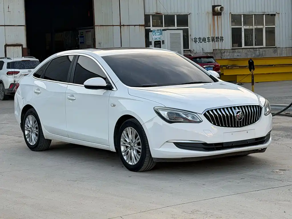 Buick Excelle 2016 — фото 3