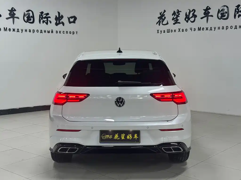Volkswagen Golf 2021