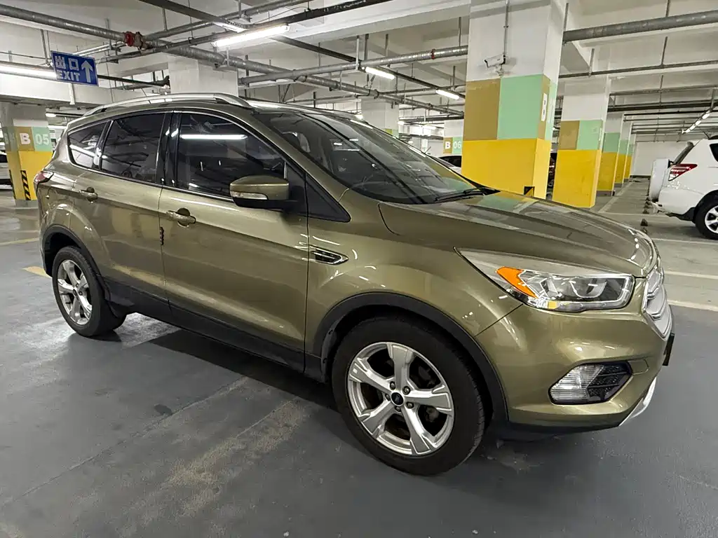 Ford Kuga 2017 — фото 5