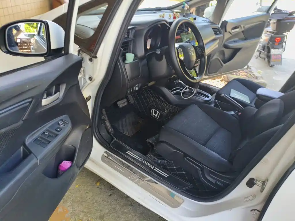Honda Fit 2014 — фото 17
