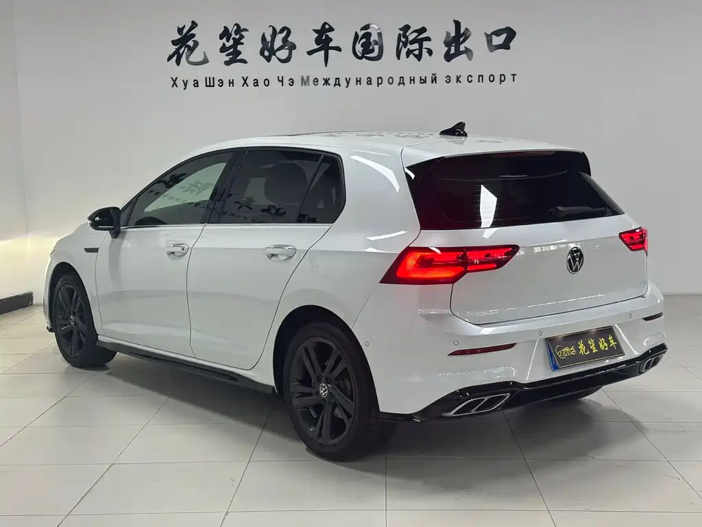 Volkswagen Golf 2021