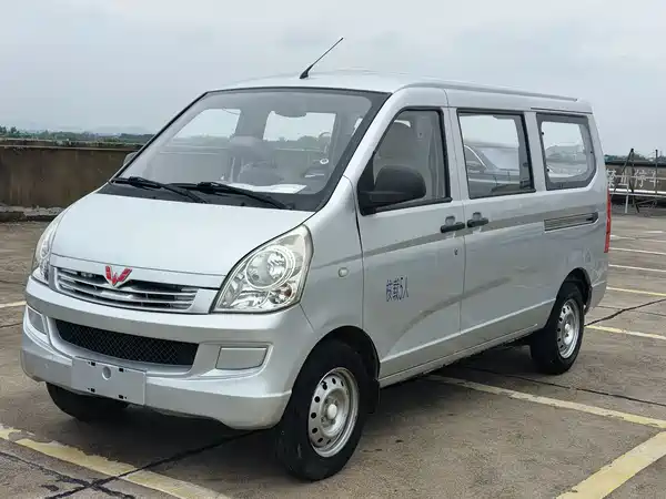 Wuling Rongguang 2018