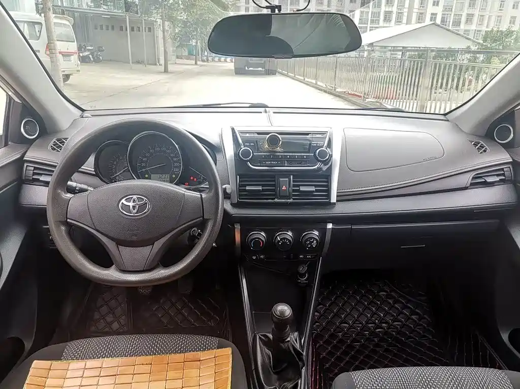 Toyota Vios 2016 — фото 7