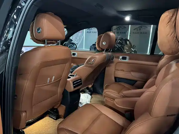 Li Auto L8 2023