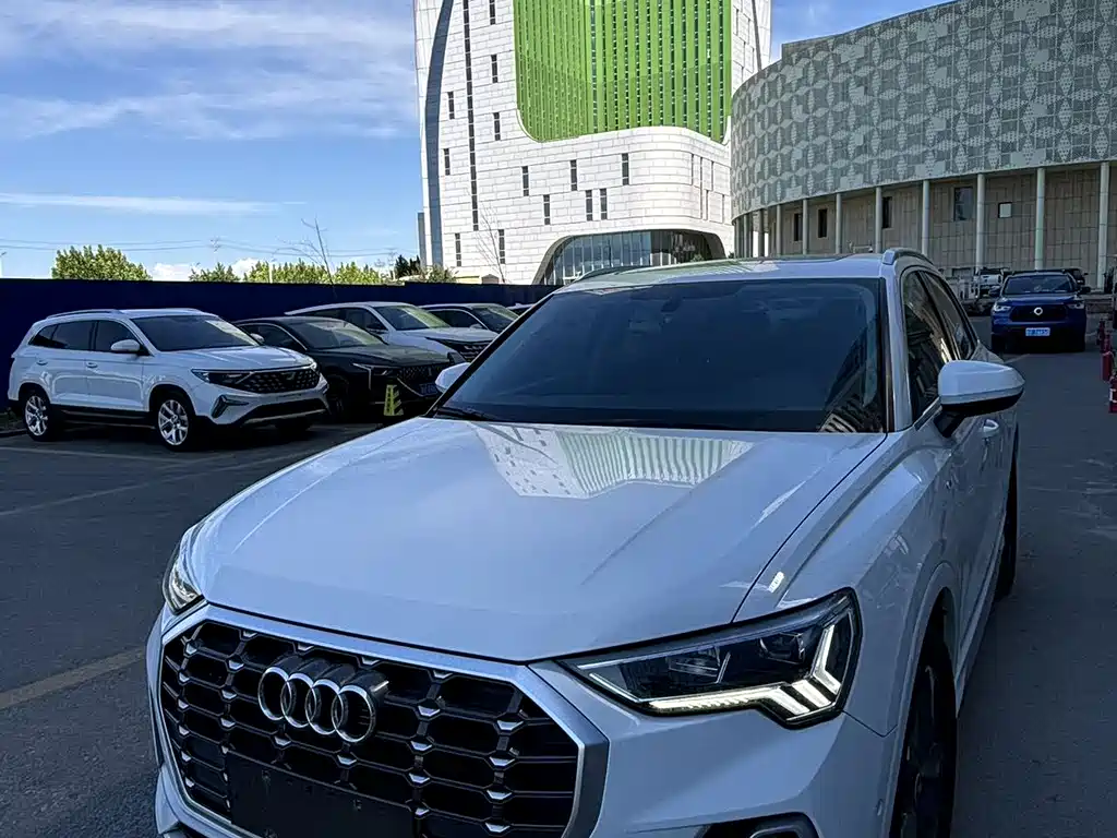 Audi Q3 2022
