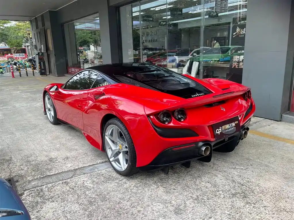 Ferrari F8 2022 — фото 5