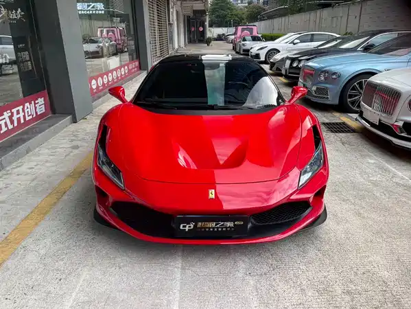 Ferrari F8 2020