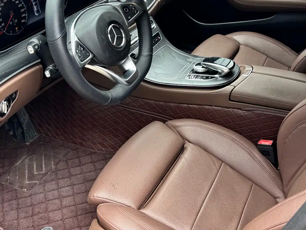 Mercedes-Benz E-Class 2018 — фото 8