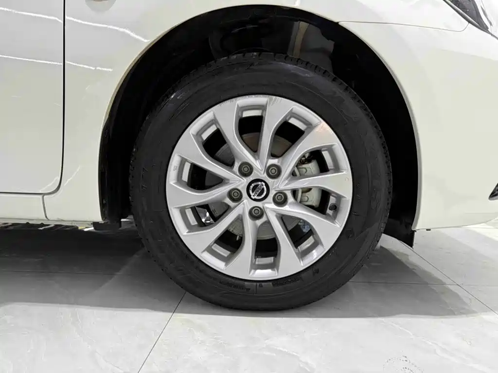 Nissan Sylphy 2024 — фото 14