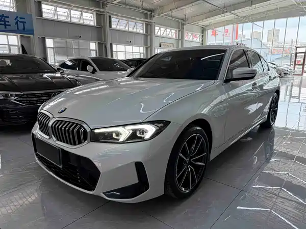 BMW 3 Series 2024