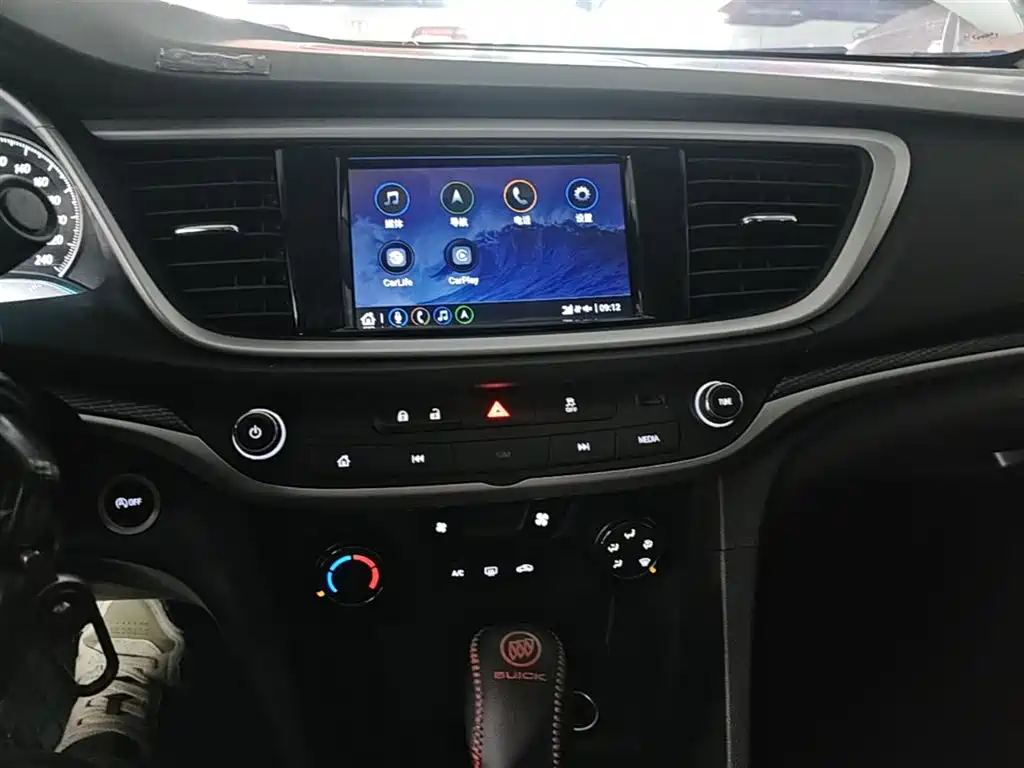 Buick Excelle 2022 — фото 13