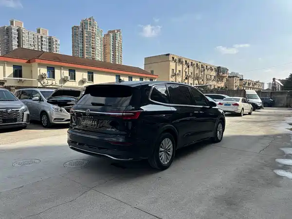 Volkswagen Viloran 2023