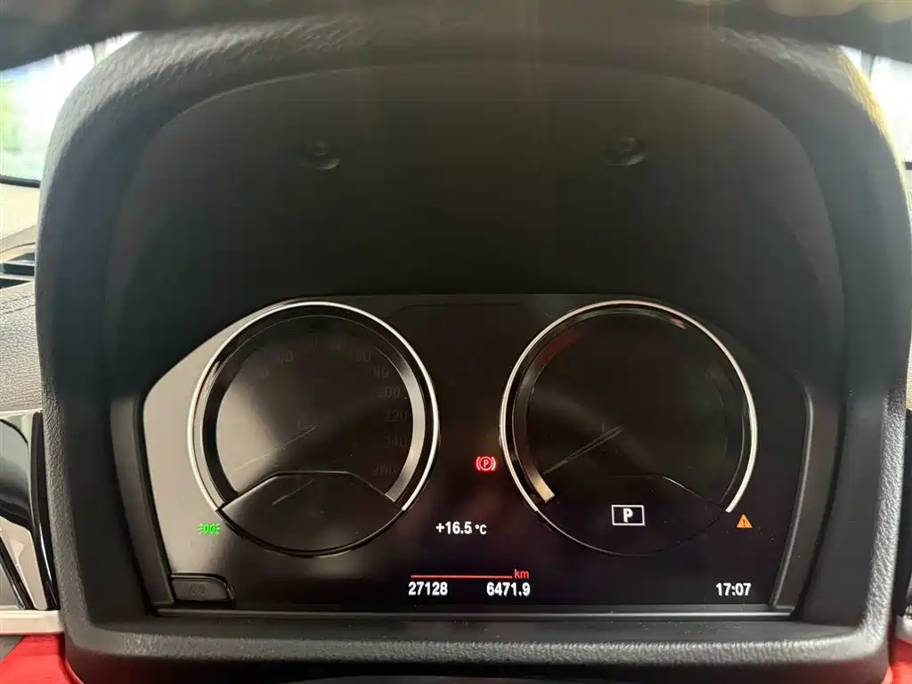 BMW X2 2024 — фото 10