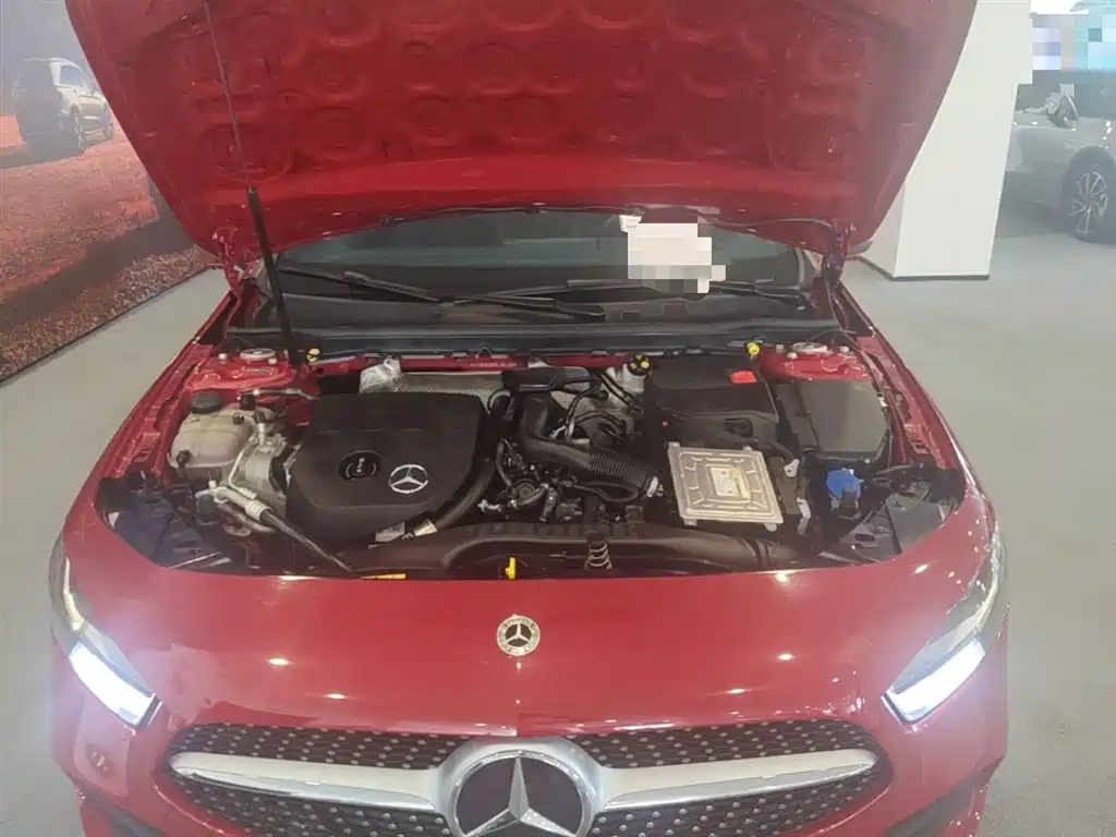 Mercedes-Benz A-Class 2021 — фото 20